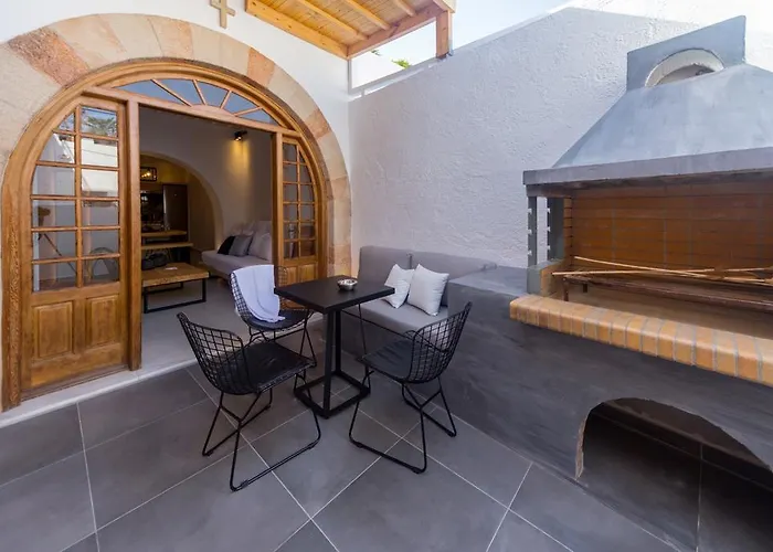 בית נופש Myrto *