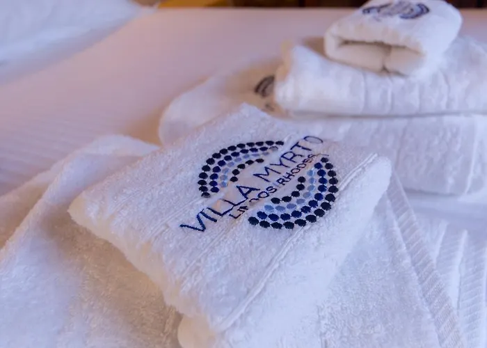 Myrto * לינדוס